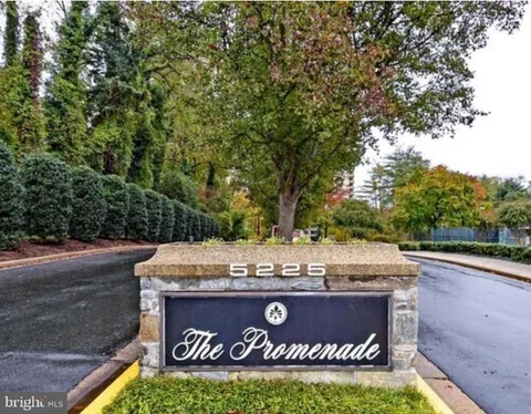 5225 Pooks Hill Road Unit 411N, Bethesda, MD MLS: MDMC2175104