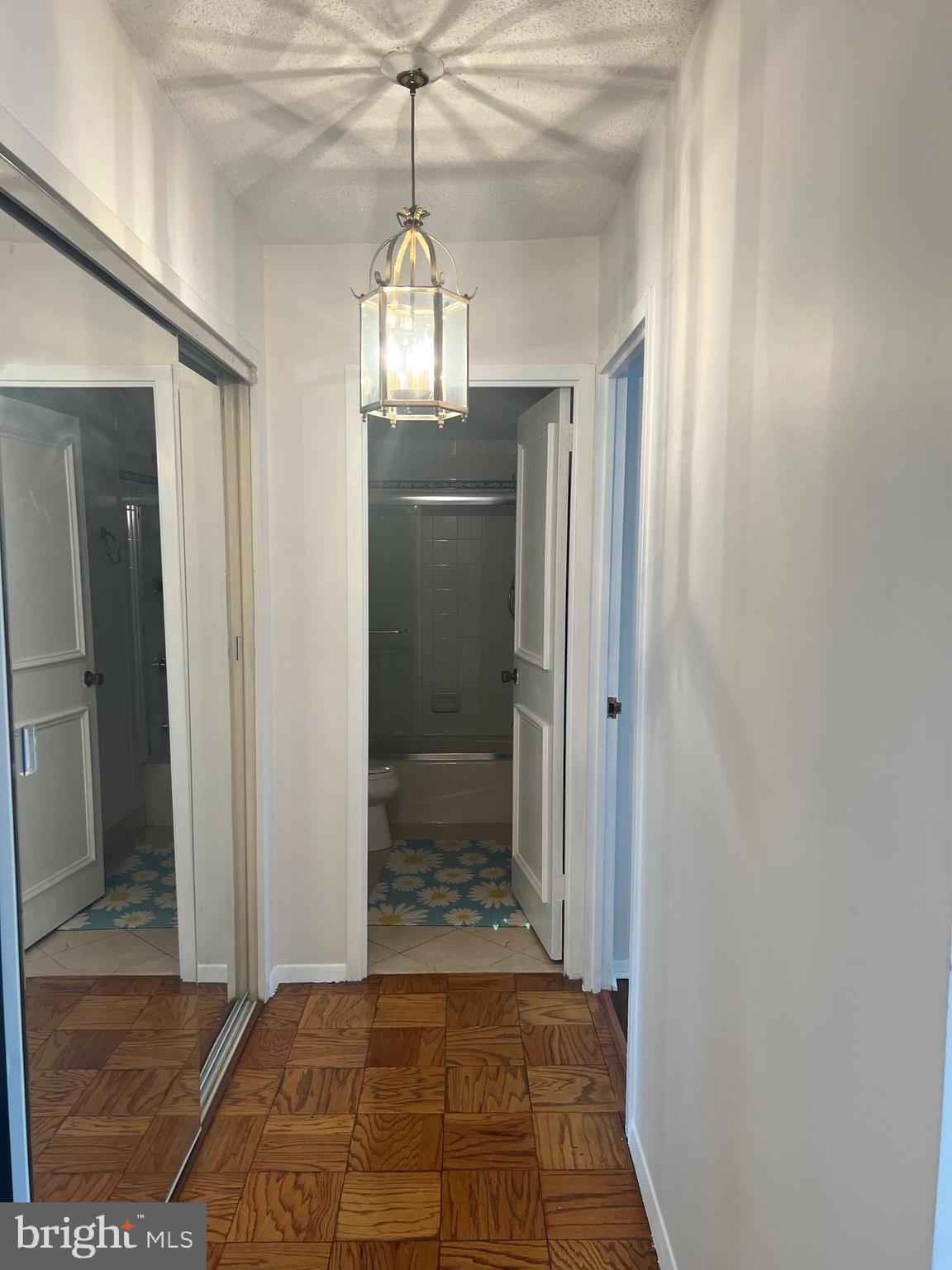 PROMENADE TOWERS - Residential Lease