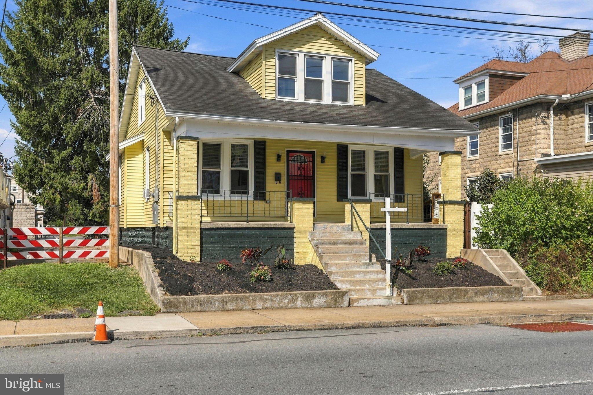 625 S SECOND STREET