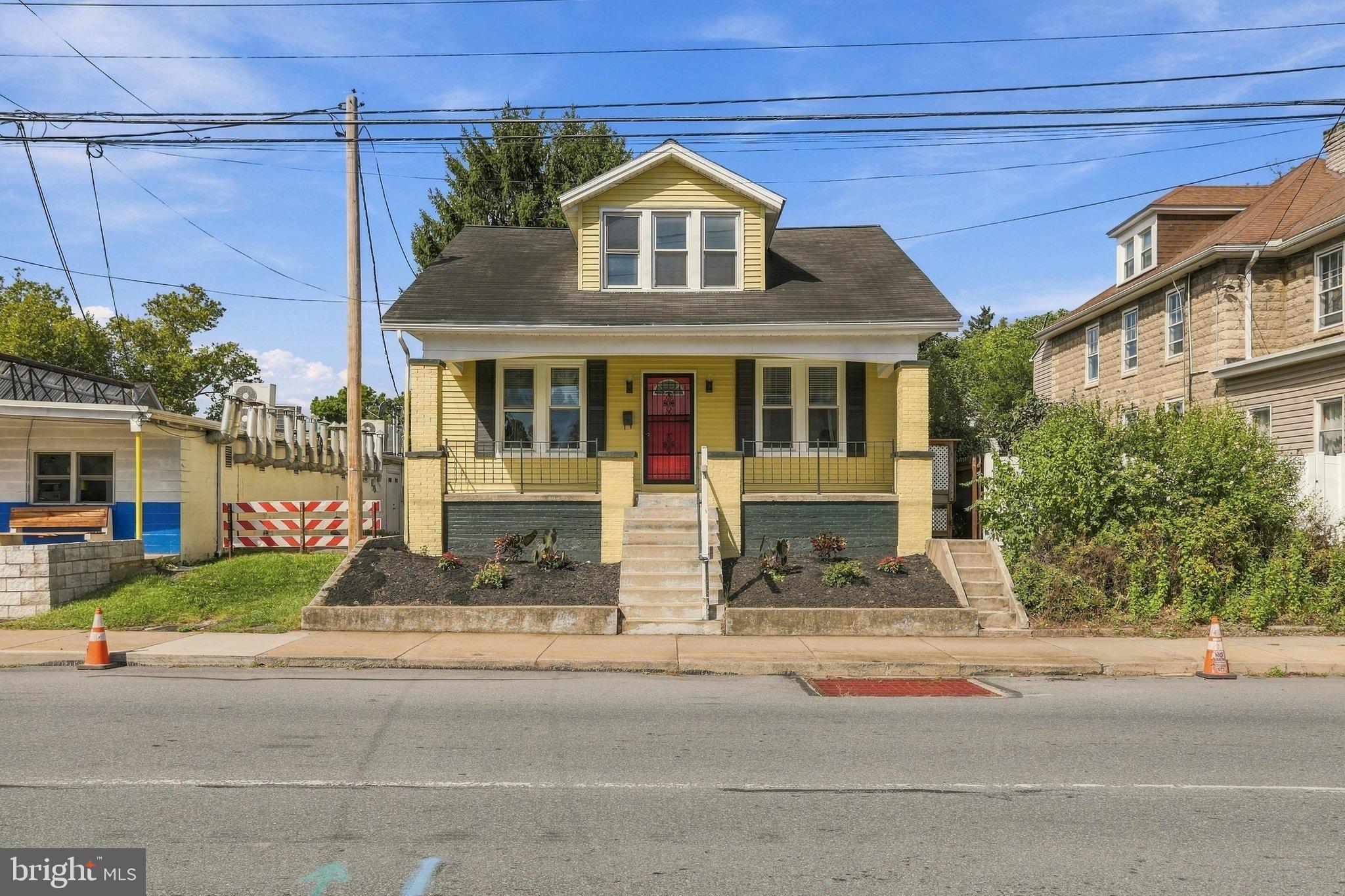 625 S SECOND STREET