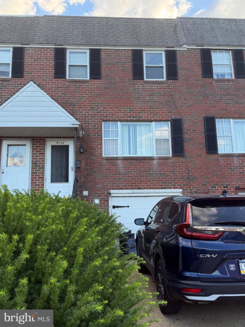 Townhouse For Sale - 4112 Carteret Drive<br/> PHILADELPHIA, PA 19114