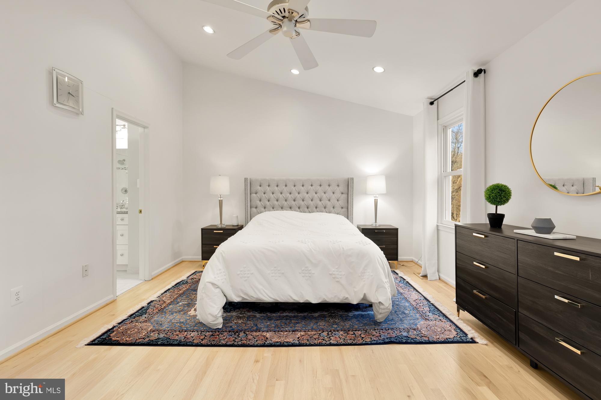 CRESTBERRY - Residential