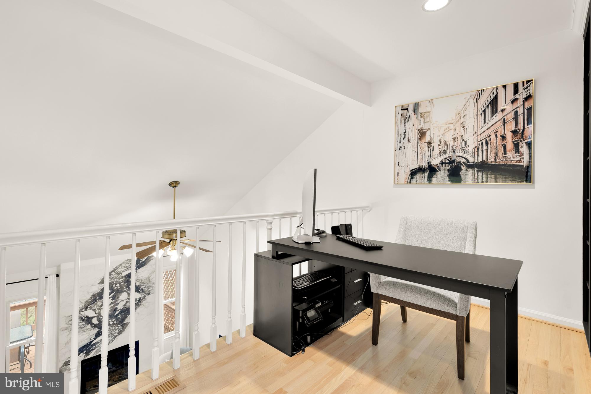 CRESTBERRY - Residential