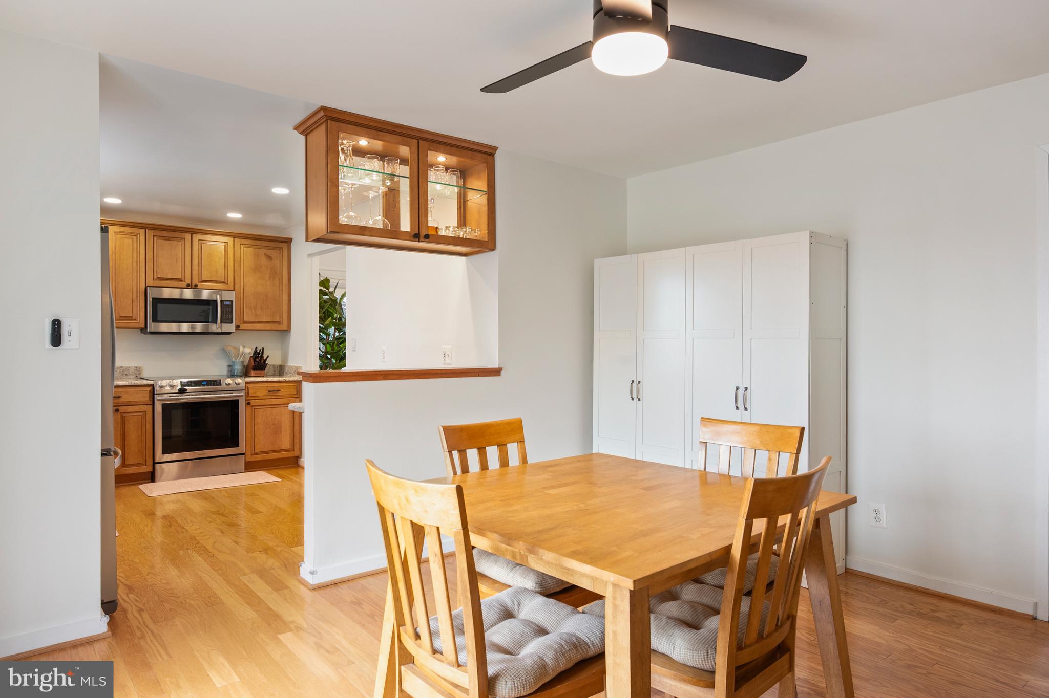 STONEYBROOKE - Residential