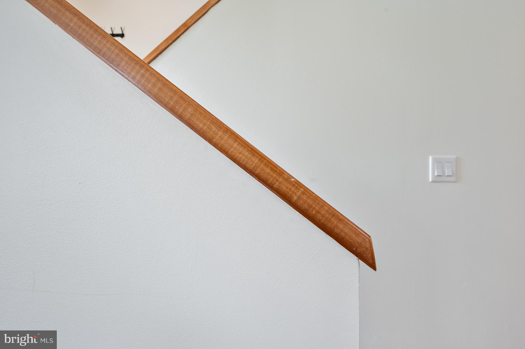 STONEYBROOKE - Residential