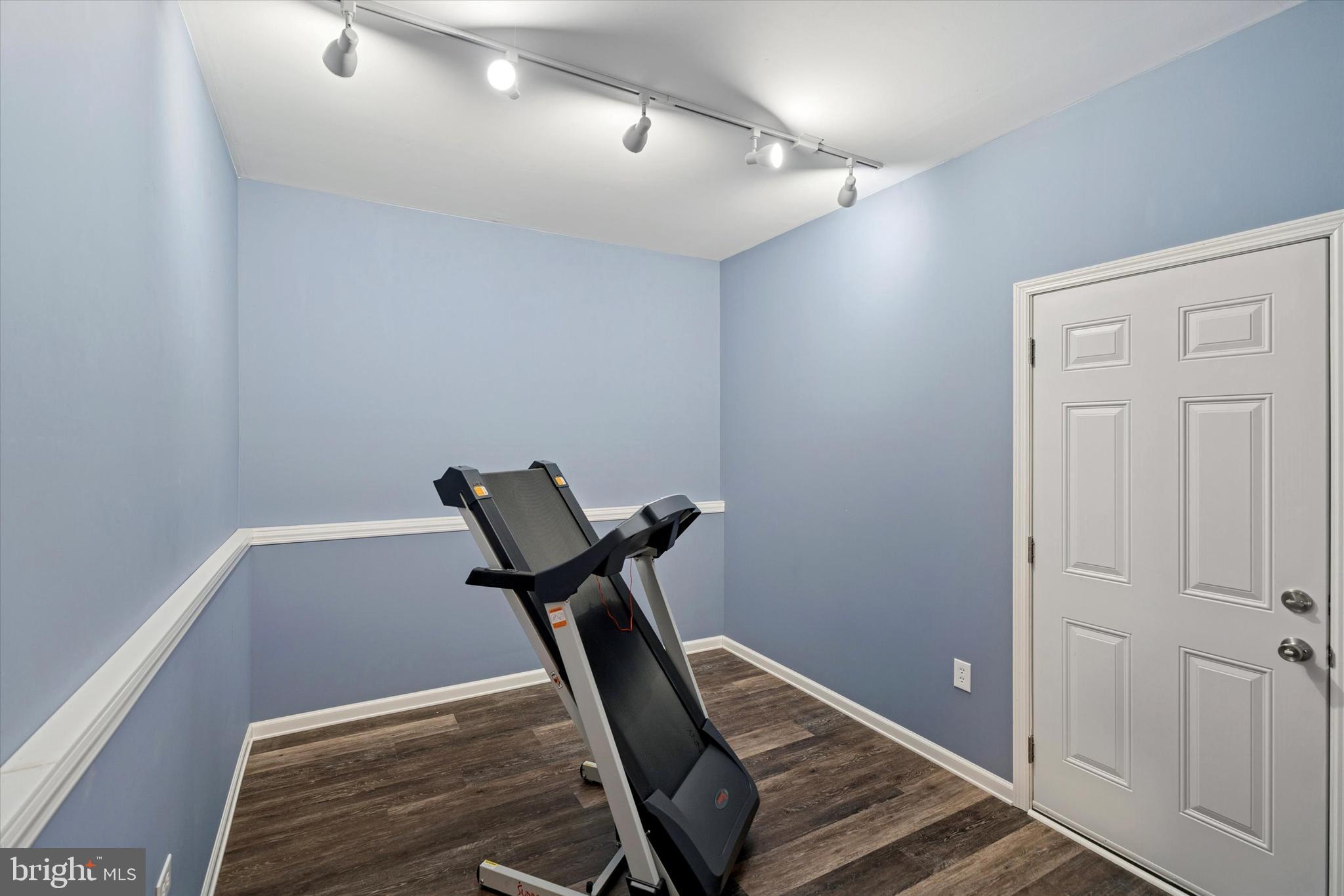 THE HIGHLANDS - Residential