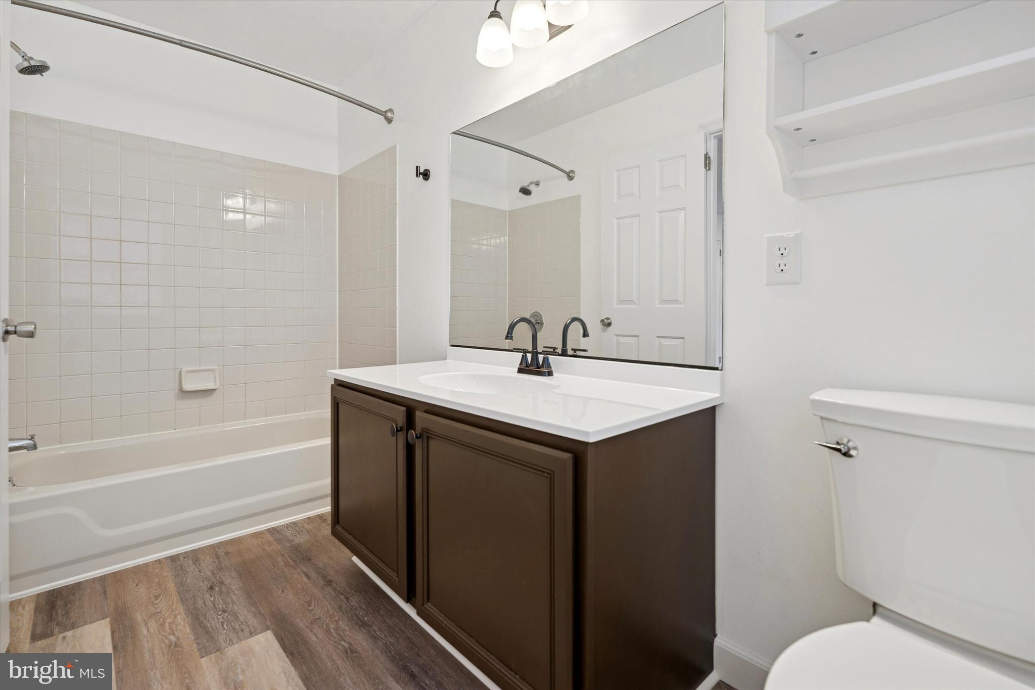 THE HIGHLANDS - Residential