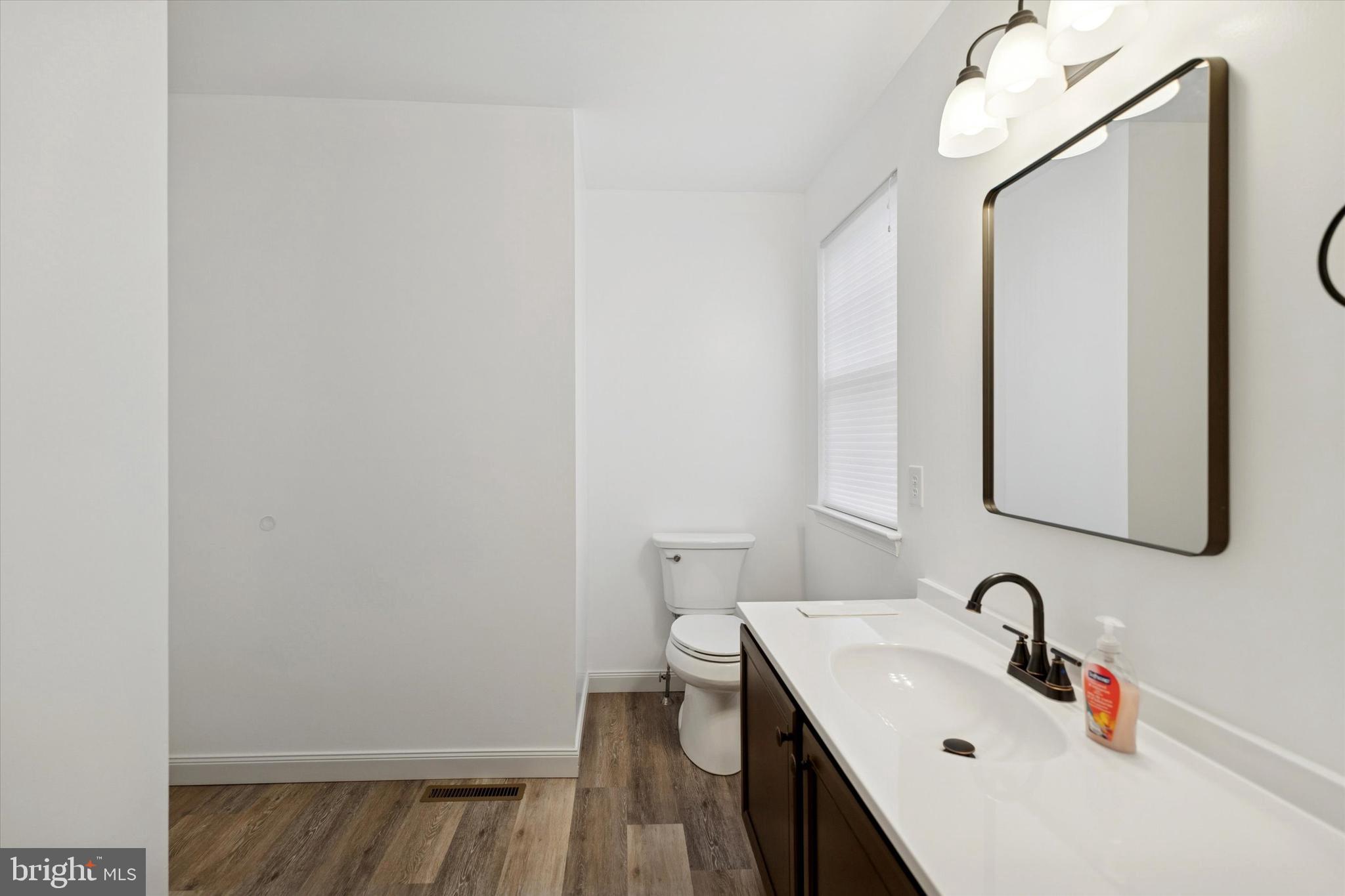 THE HIGHLANDS - Residential