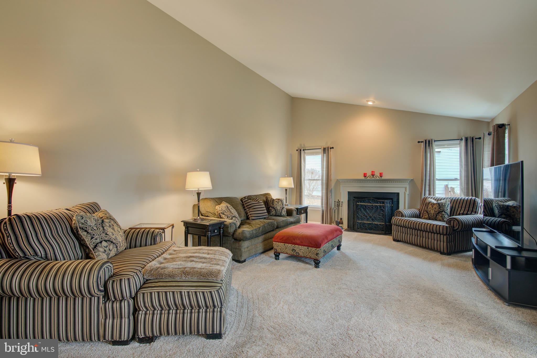 VILLAGES OF PURCELLVILLE - Residential