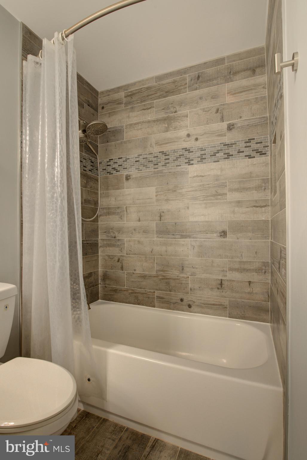 VILLAGES OF PURCELLVILLE - Residential