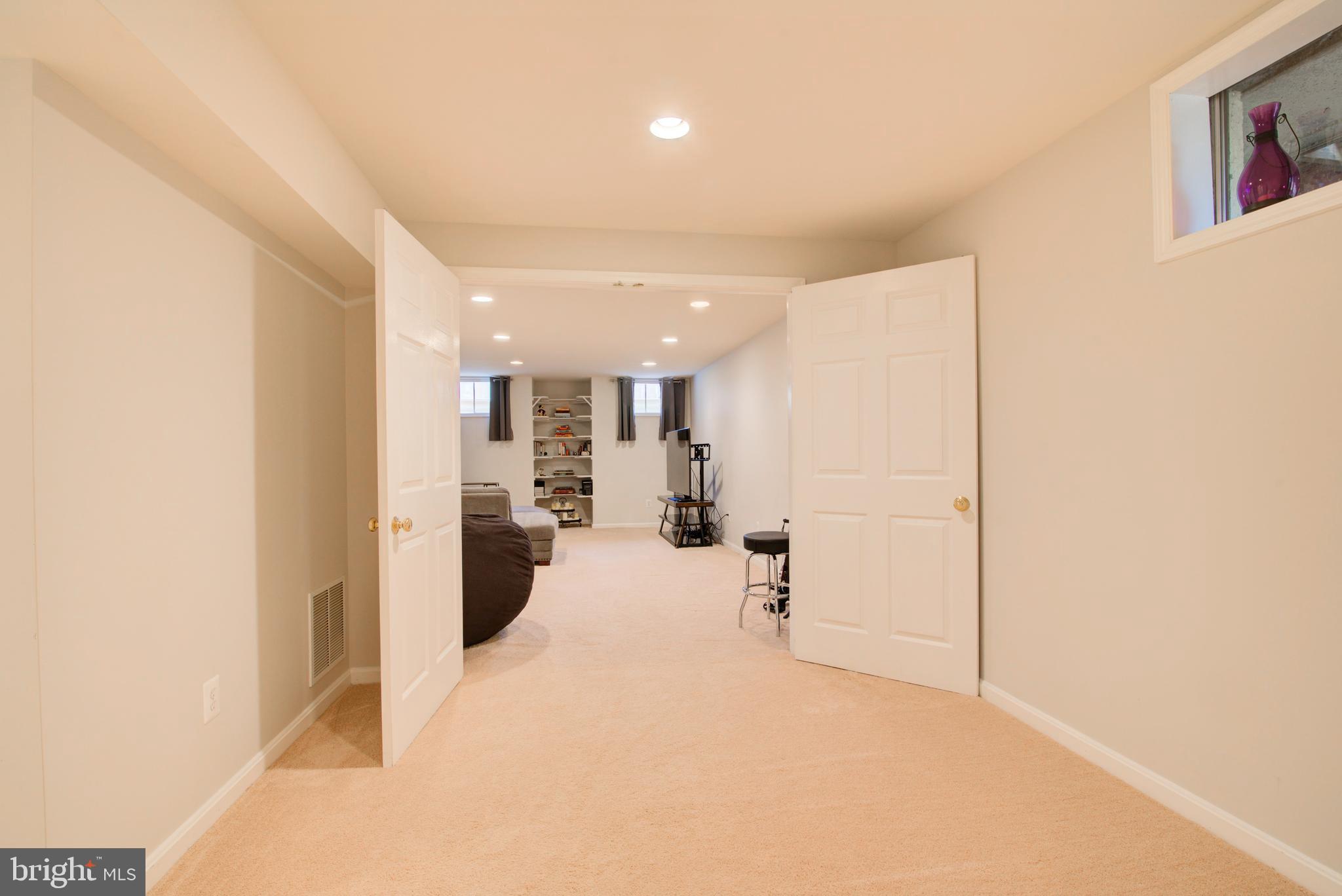 VILLAGES OF PURCELLVILLE - Residential