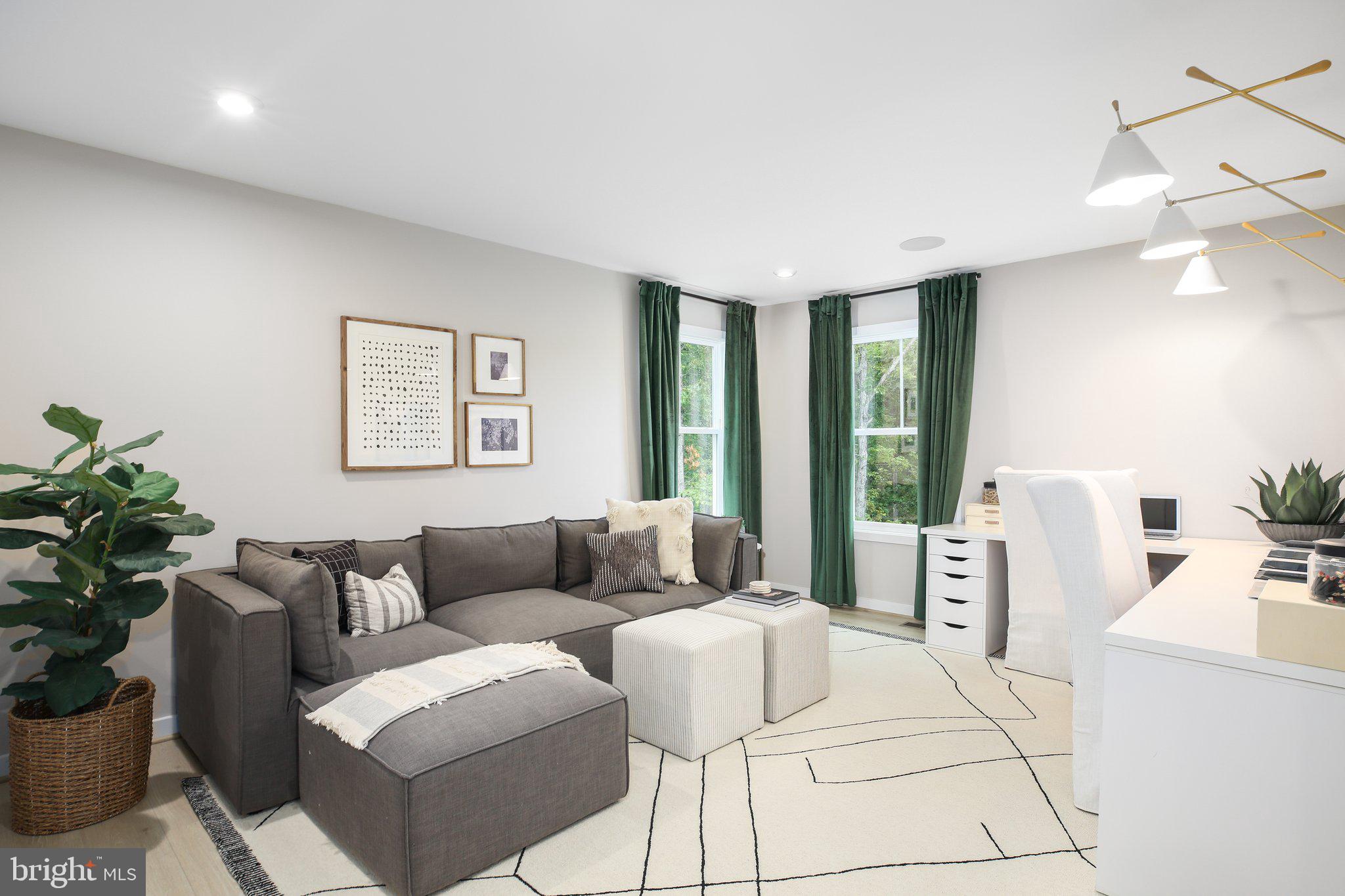 PELHAM'S CROSSING - Residential