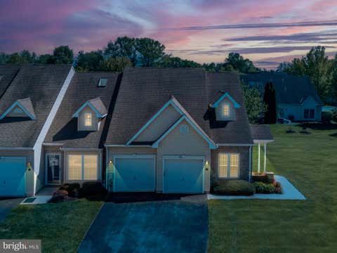 Townhouse For Sale - 467 Sweetman Drive<br/> BEAR, DE 19701