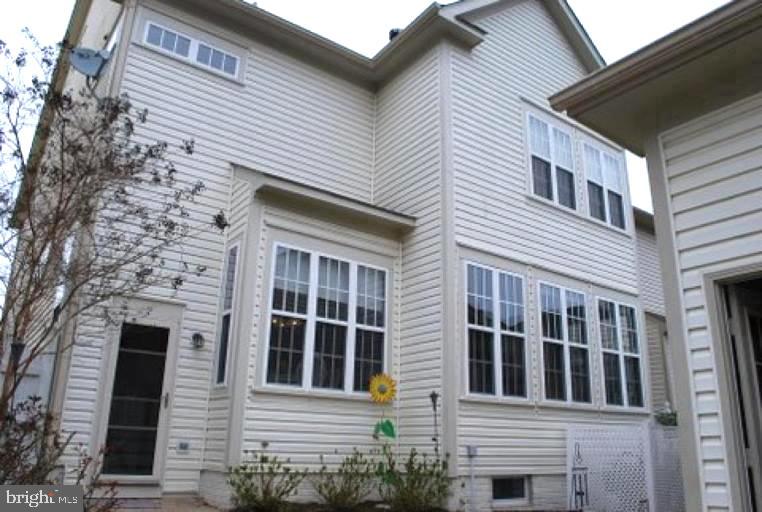 CLARKSBURG TOWN CENTER - Residential Lease