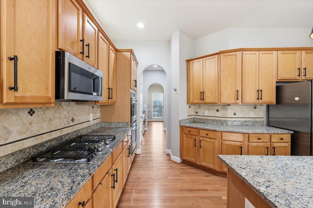 CLARKSBURG TOWN CENTER - Residential Lease