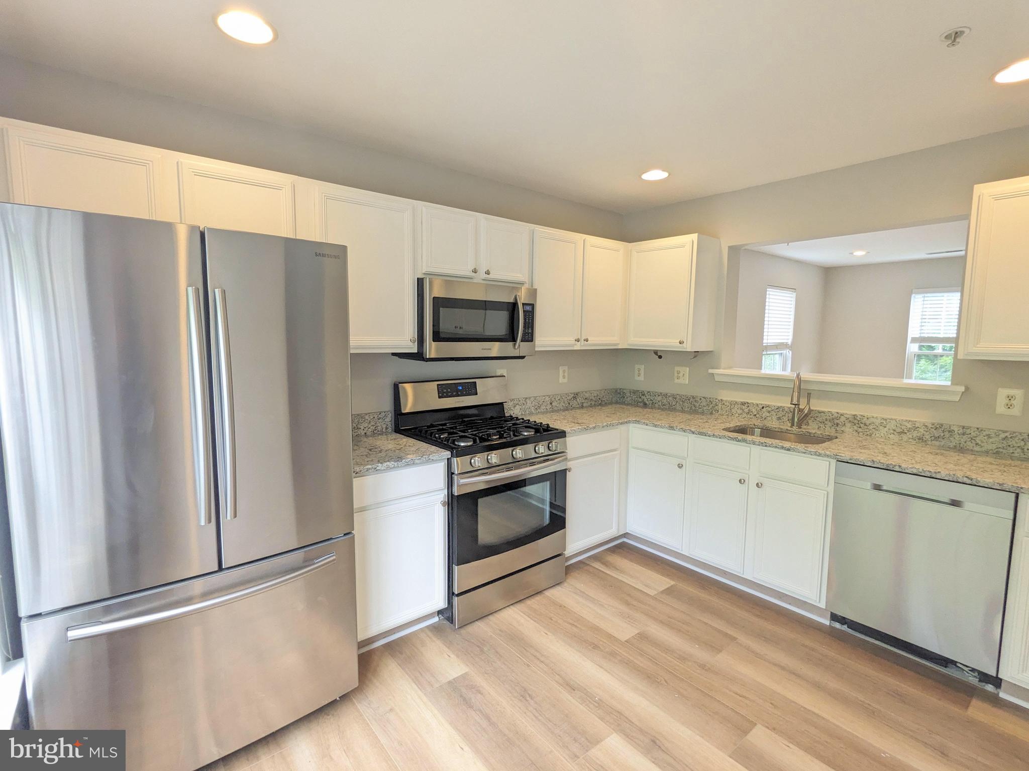 KINGSVIEW RIDGE - Residential Lease