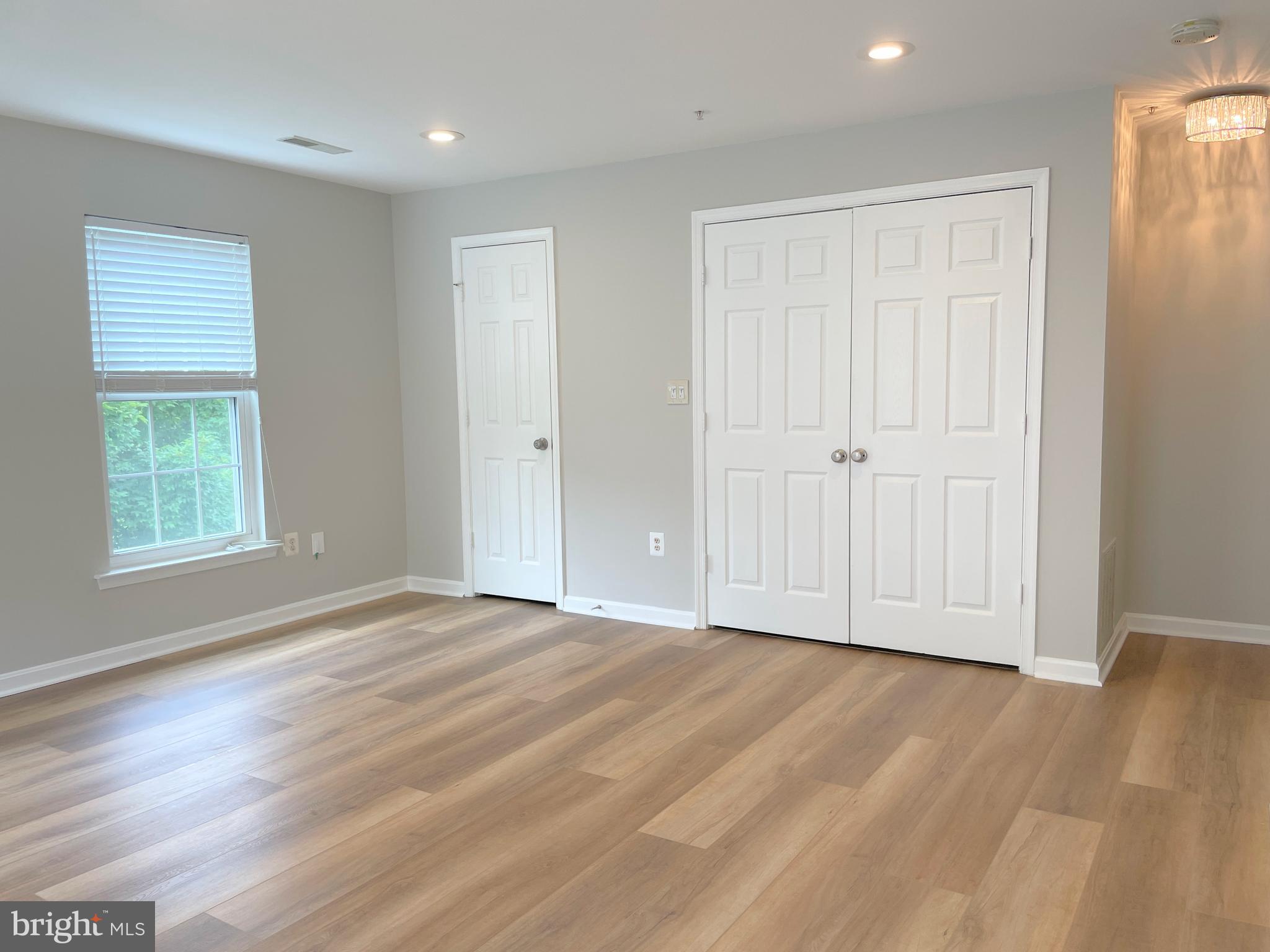 KINGSVIEW RIDGE - Residential Lease