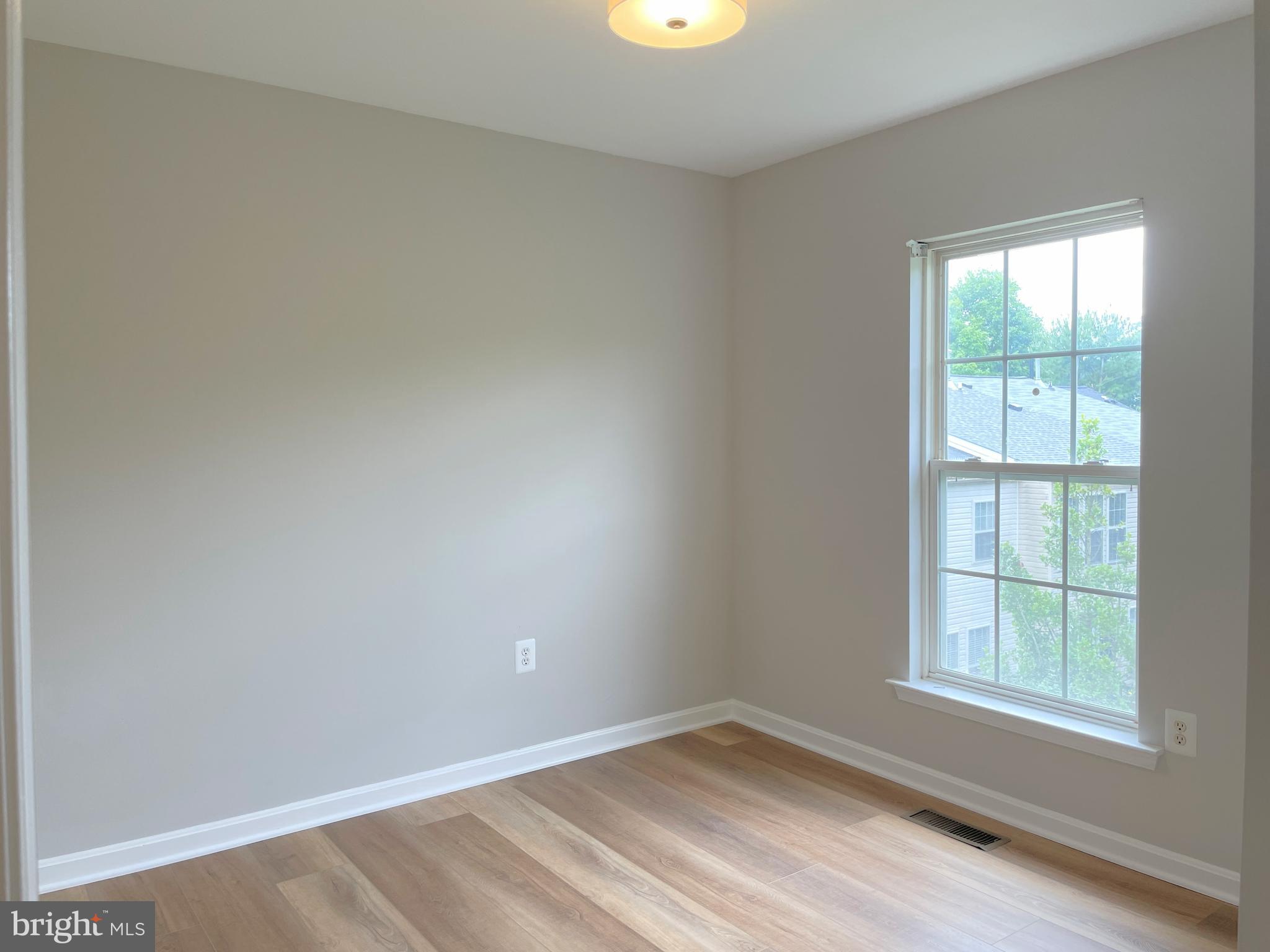 KINGSVIEW RIDGE - Residential Lease