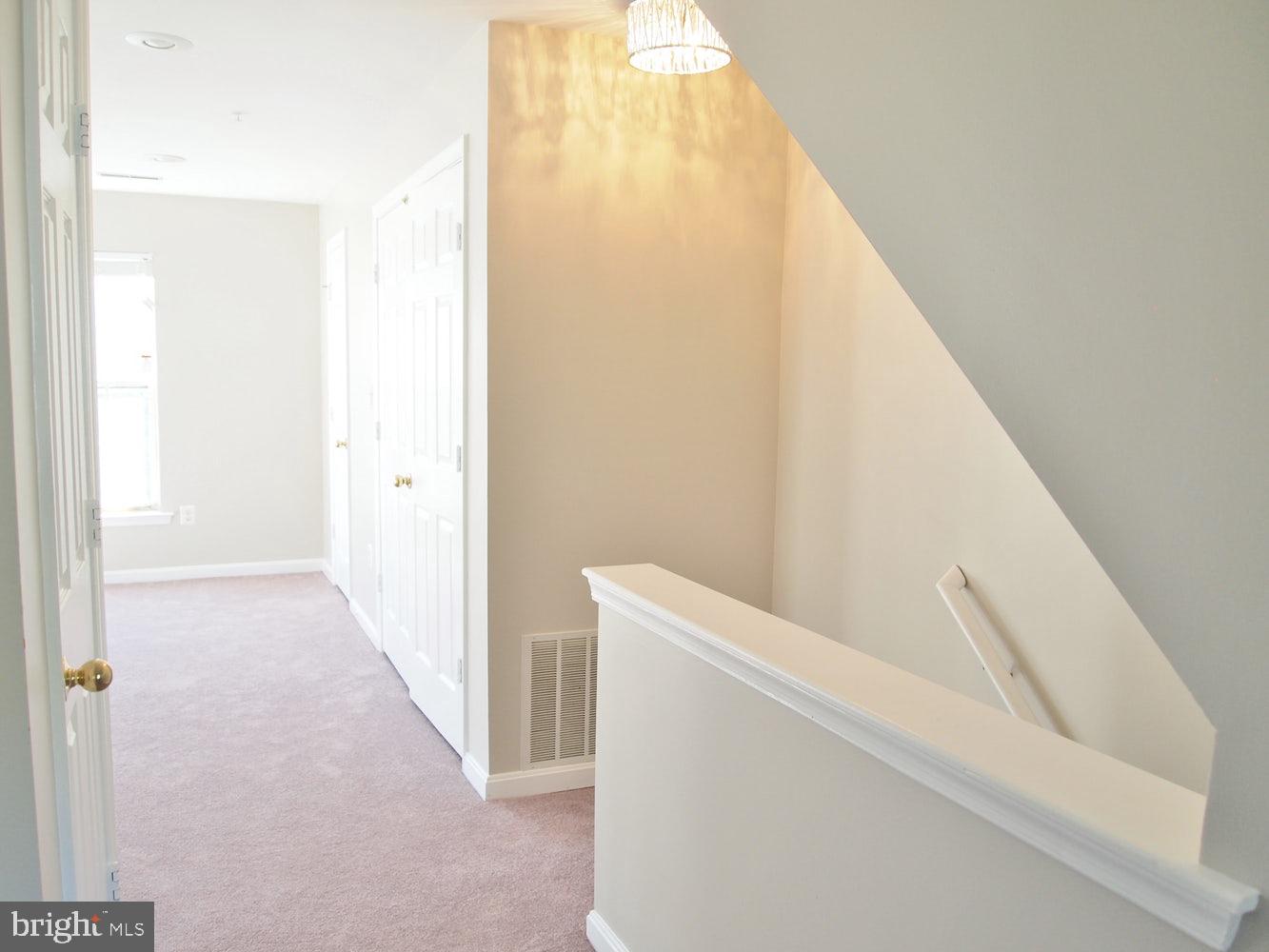 KINGSVIEW RIDGE - Residential Lease