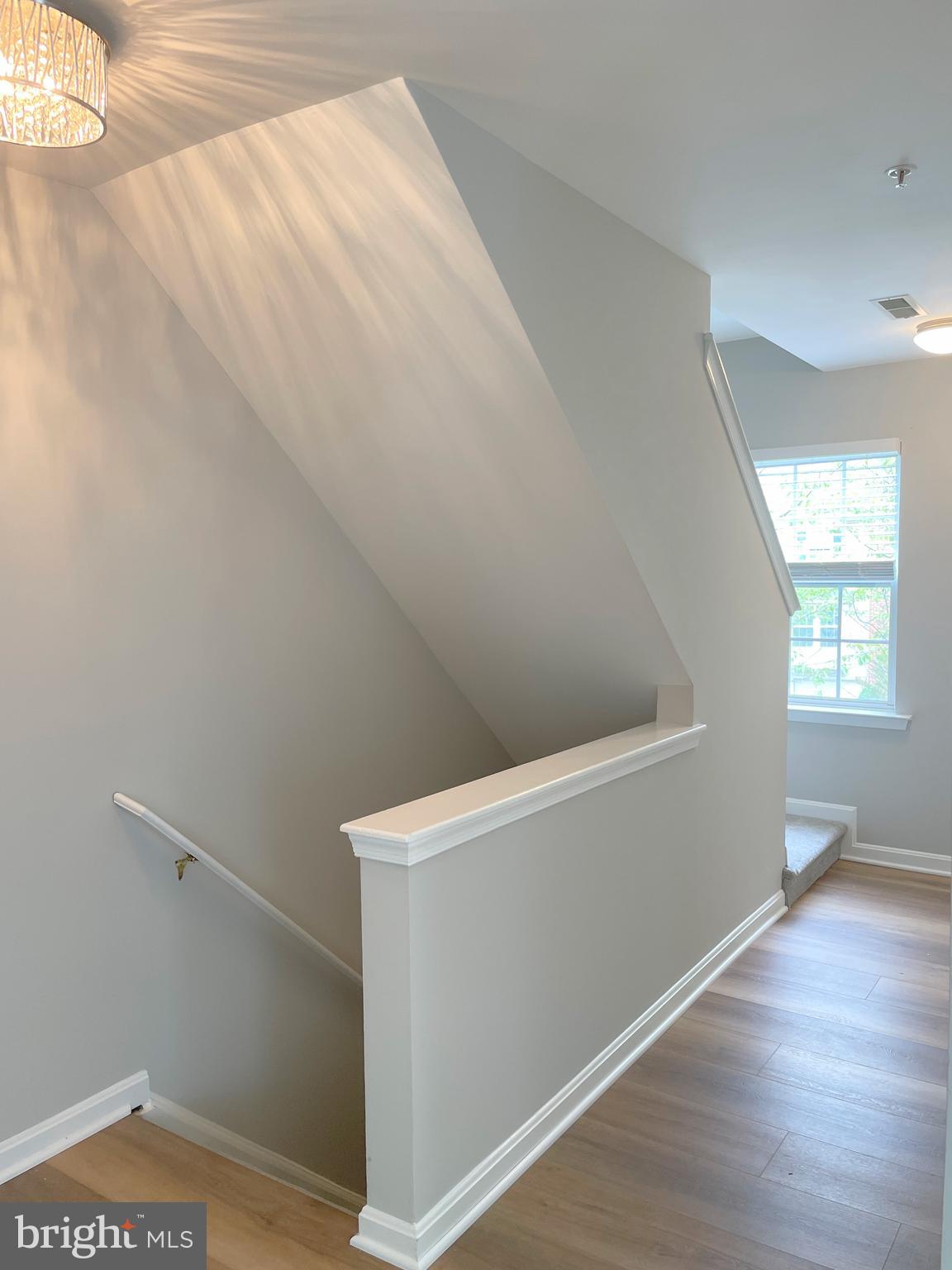 KINGSVIEW RIDGE - Residential Lease