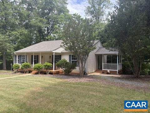 Homes For Rent - 875 Duncan Hollow Loop Loop<br/> Nelson County, FABER, VA 22938