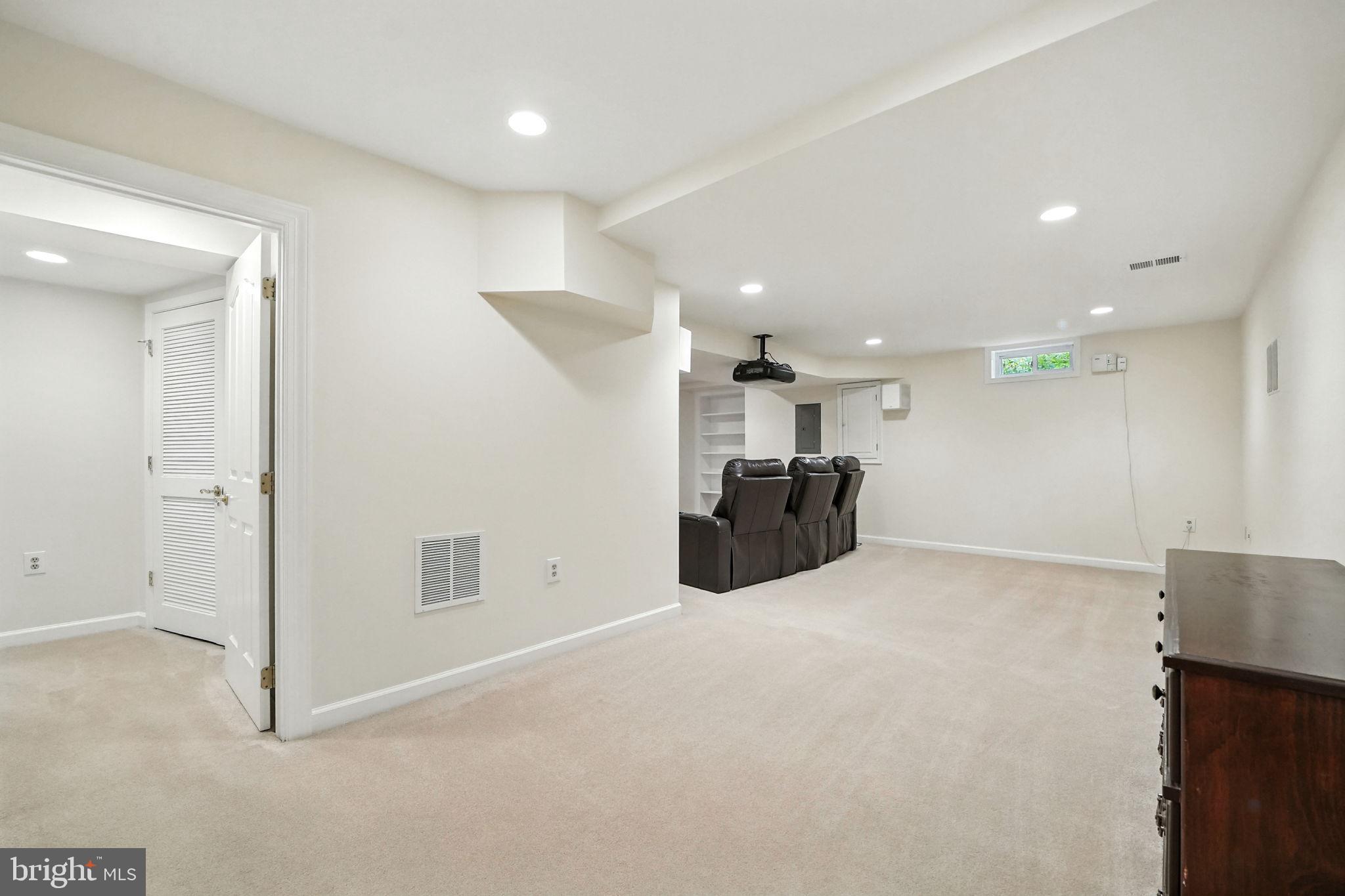 VIRGINIA RUN - Residential