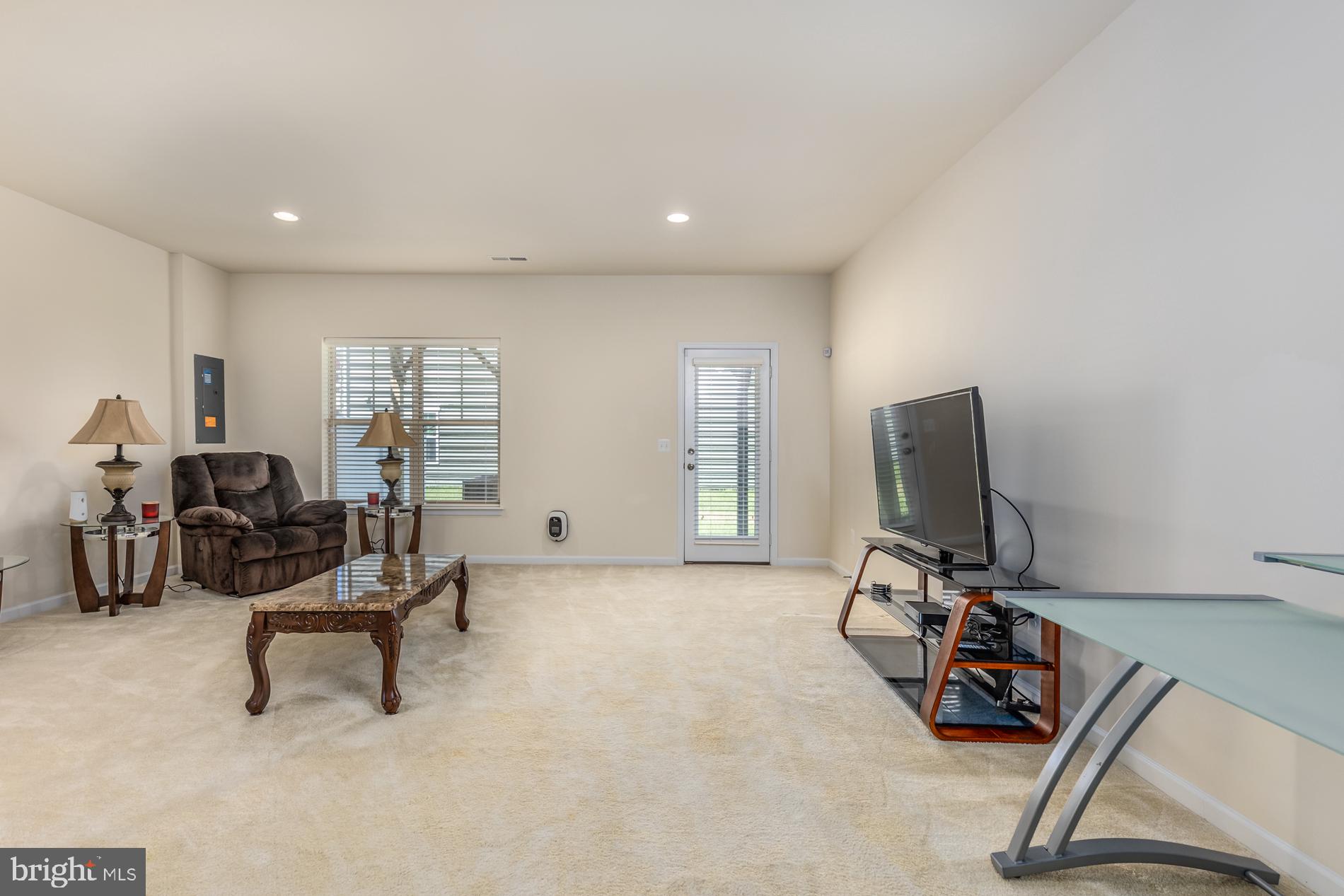 BRADLEY SQUARE - Residential