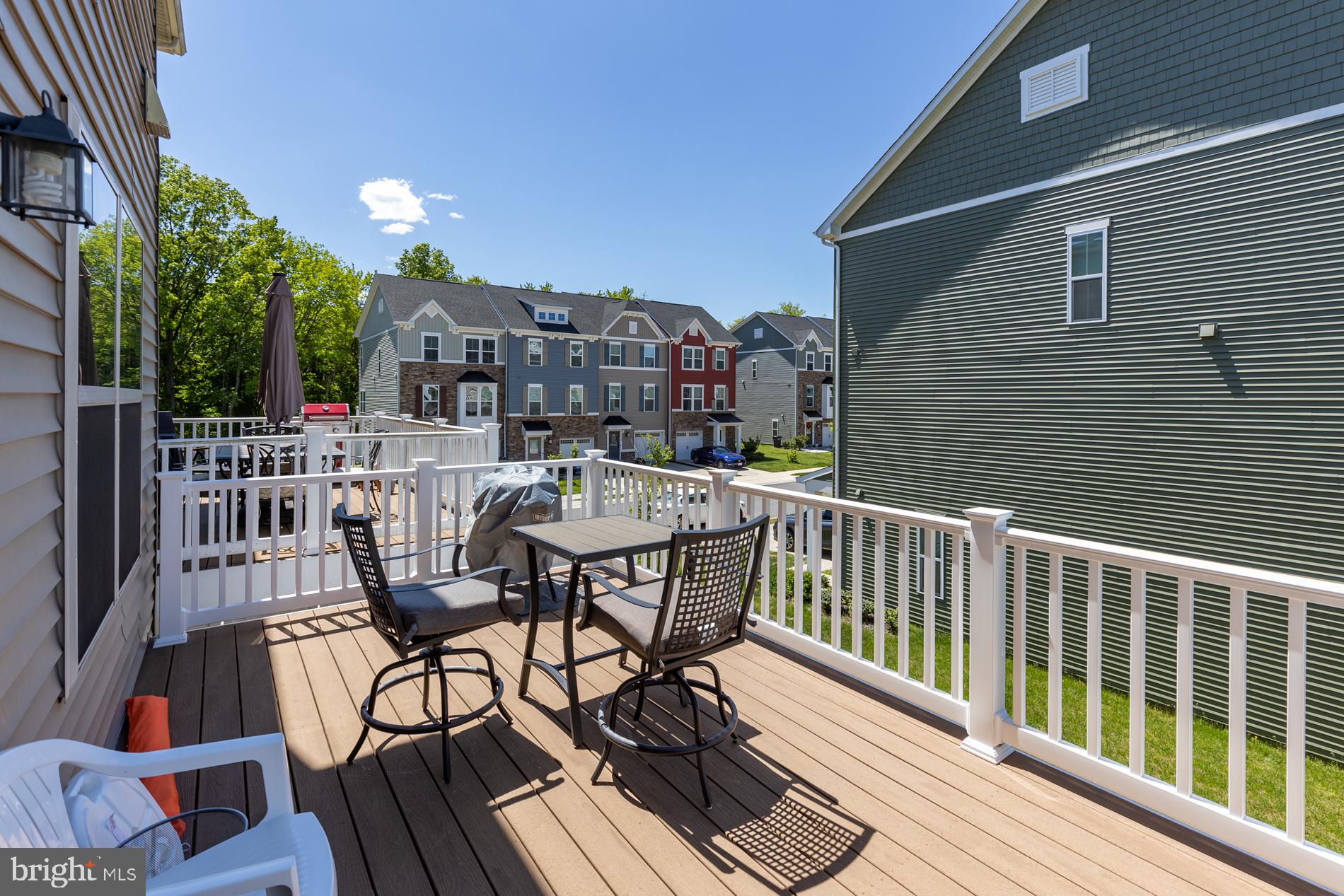 BRADLEY SQUARE - Residential