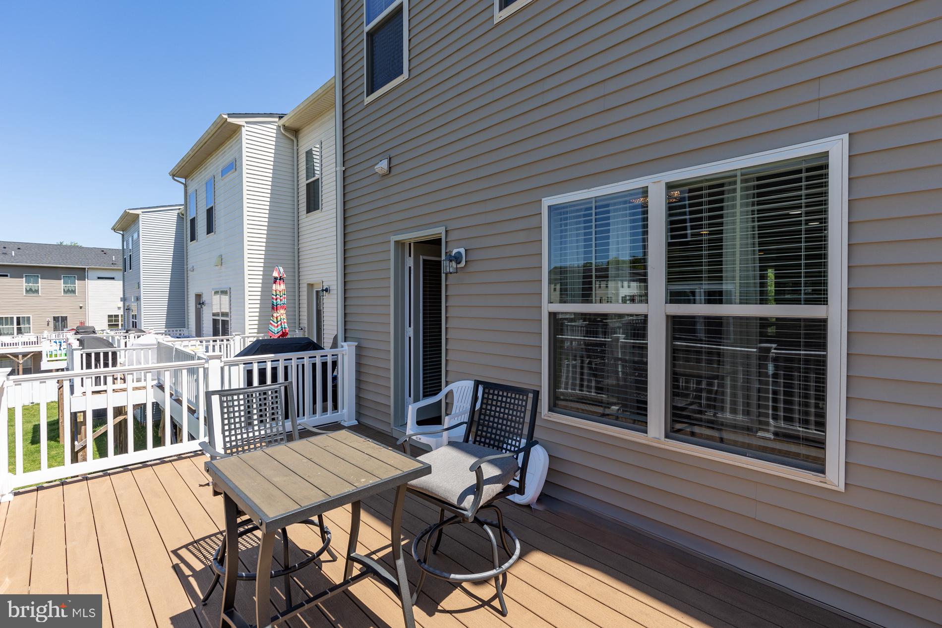 BRADLEY SQUARE - Residential