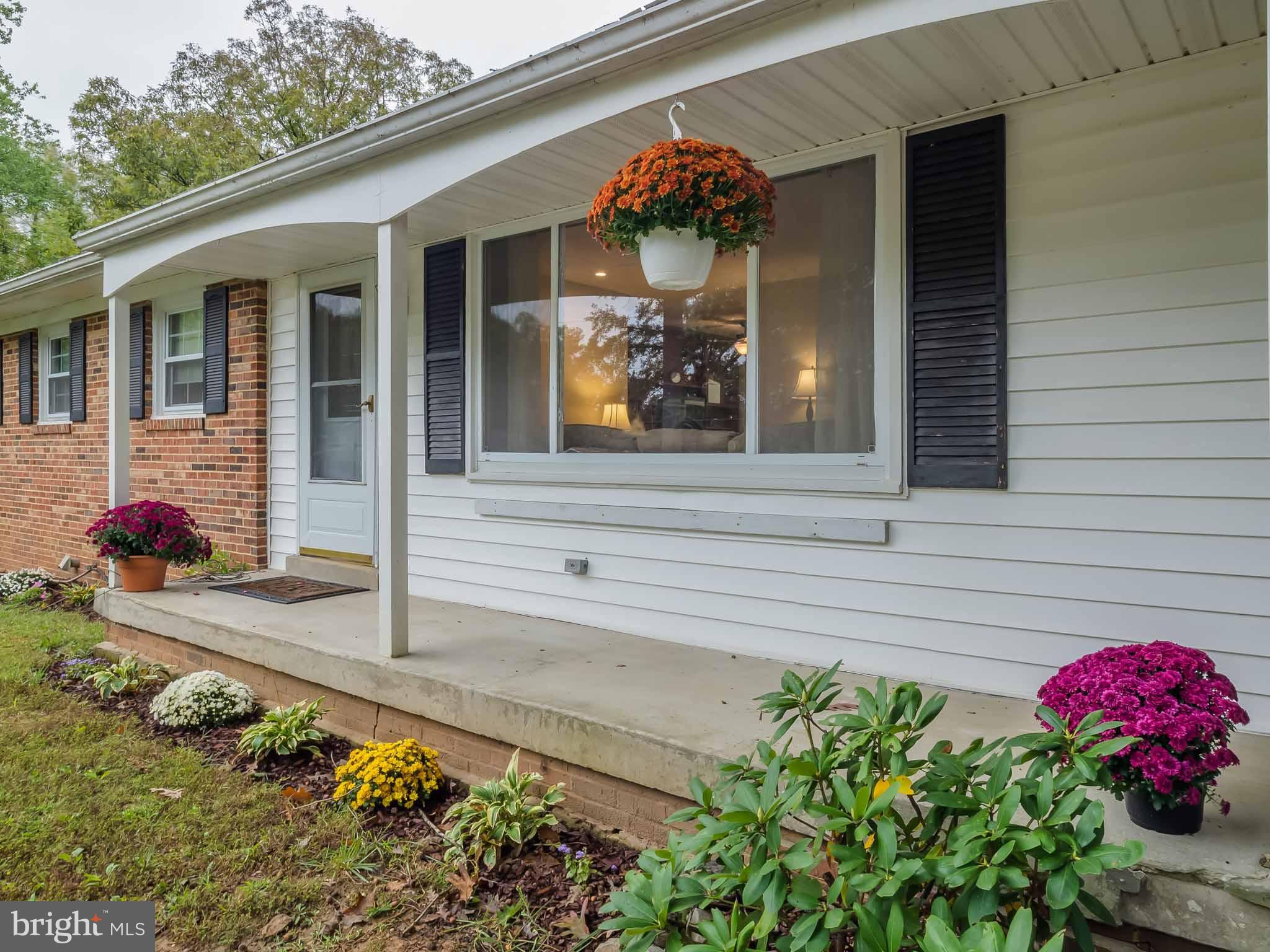 HILLMEADE MANOR - Residential