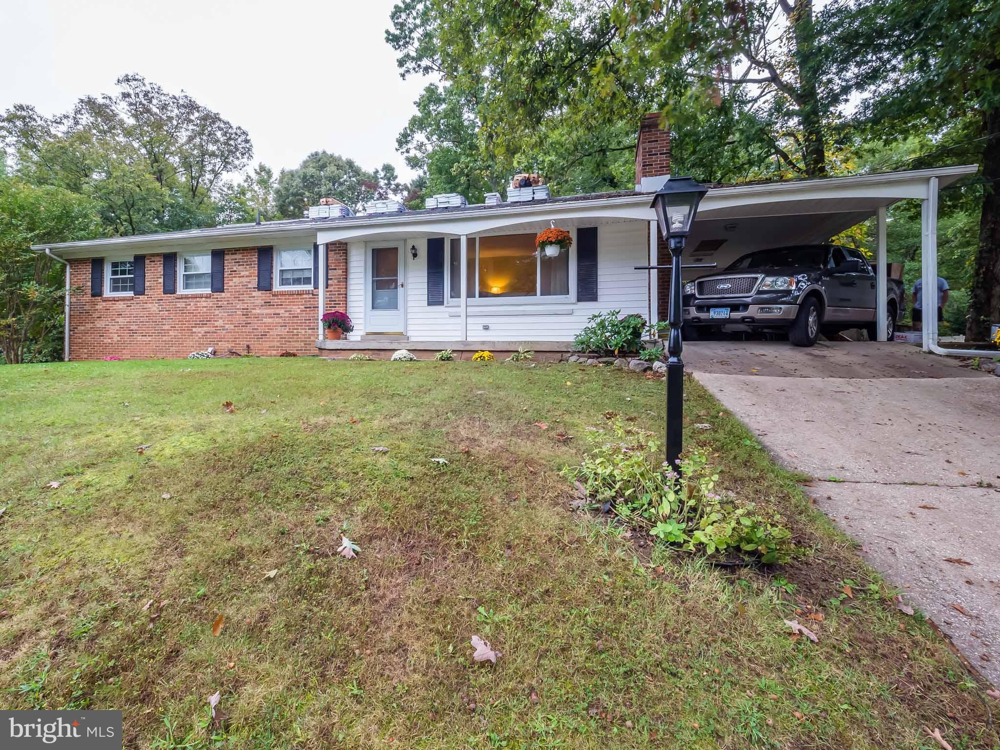 HILLMEADE MANOR - Residential