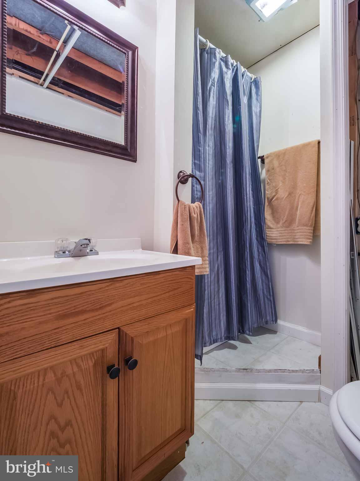 HILLMEADE MANOR - Residential