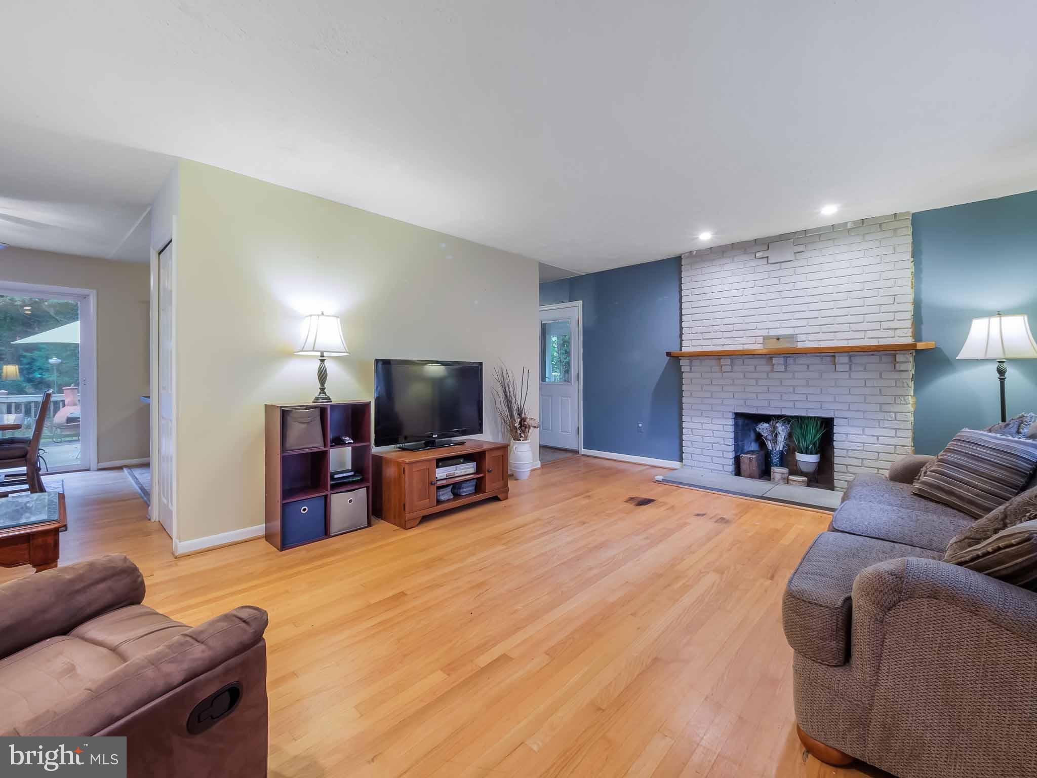 HILLMEADE MANOR - Residential