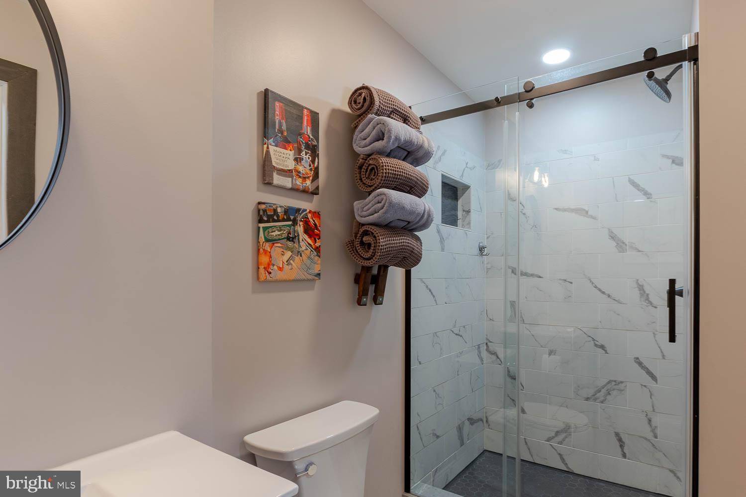 SINKING CREEK - Residential