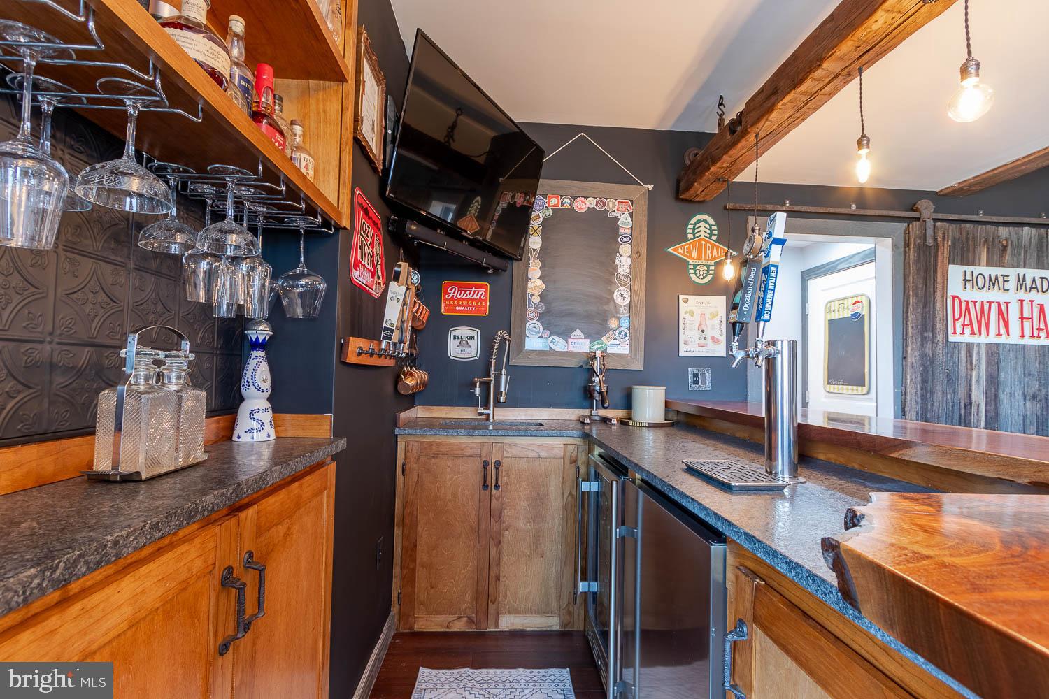 SINKING CREEK - Residential