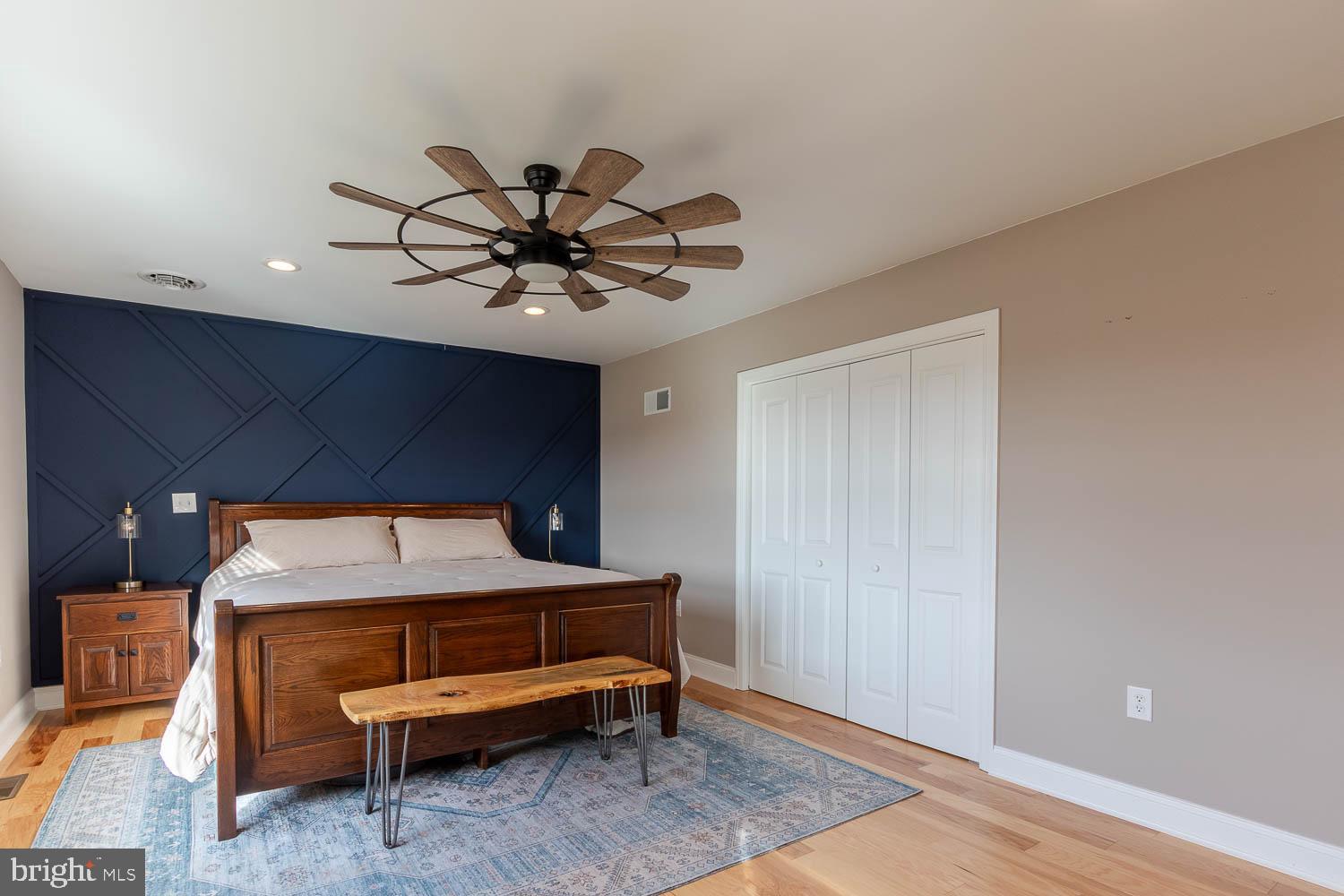 SINKING CREEK - Residential