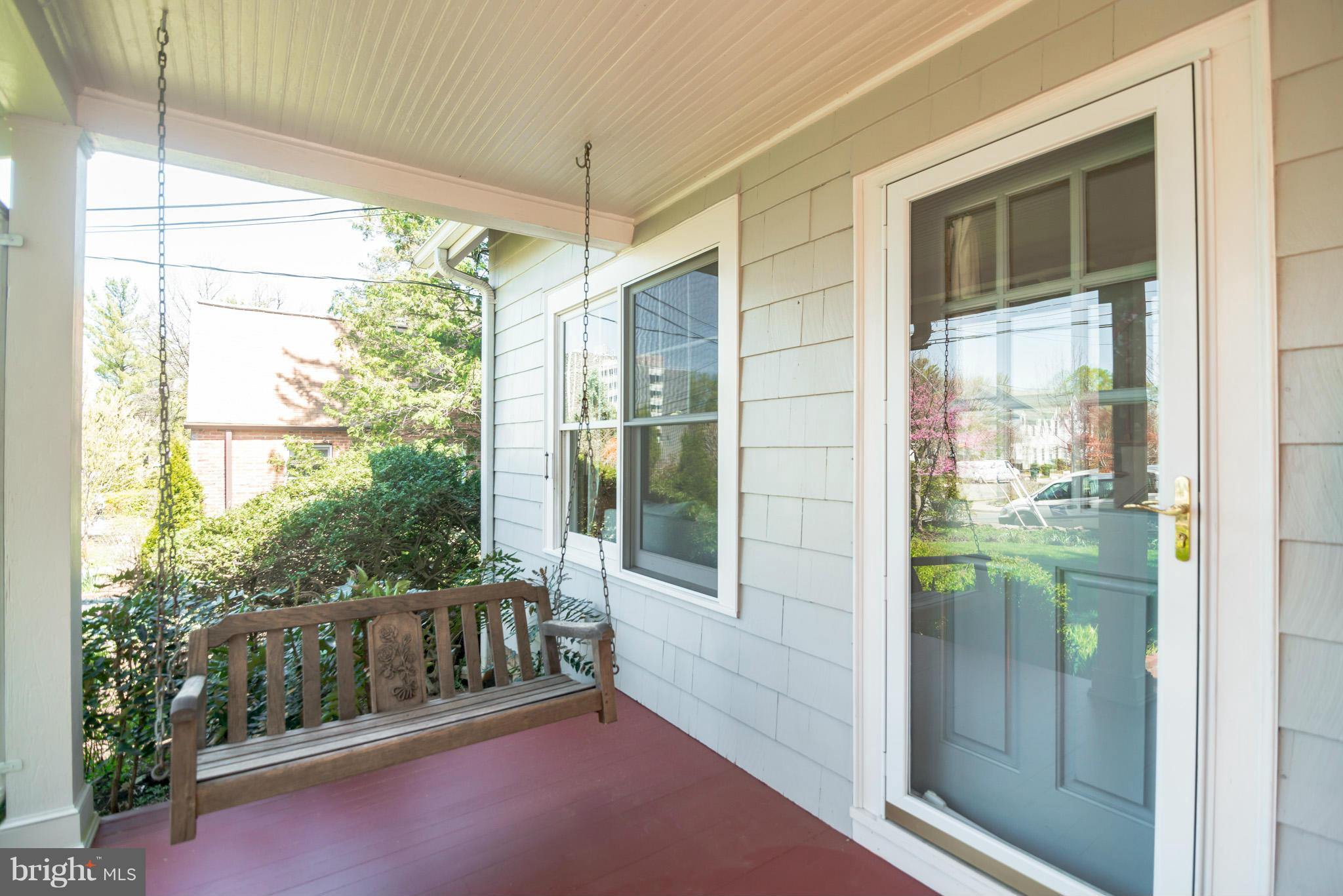 LARCHMONT TERRACE - Residential