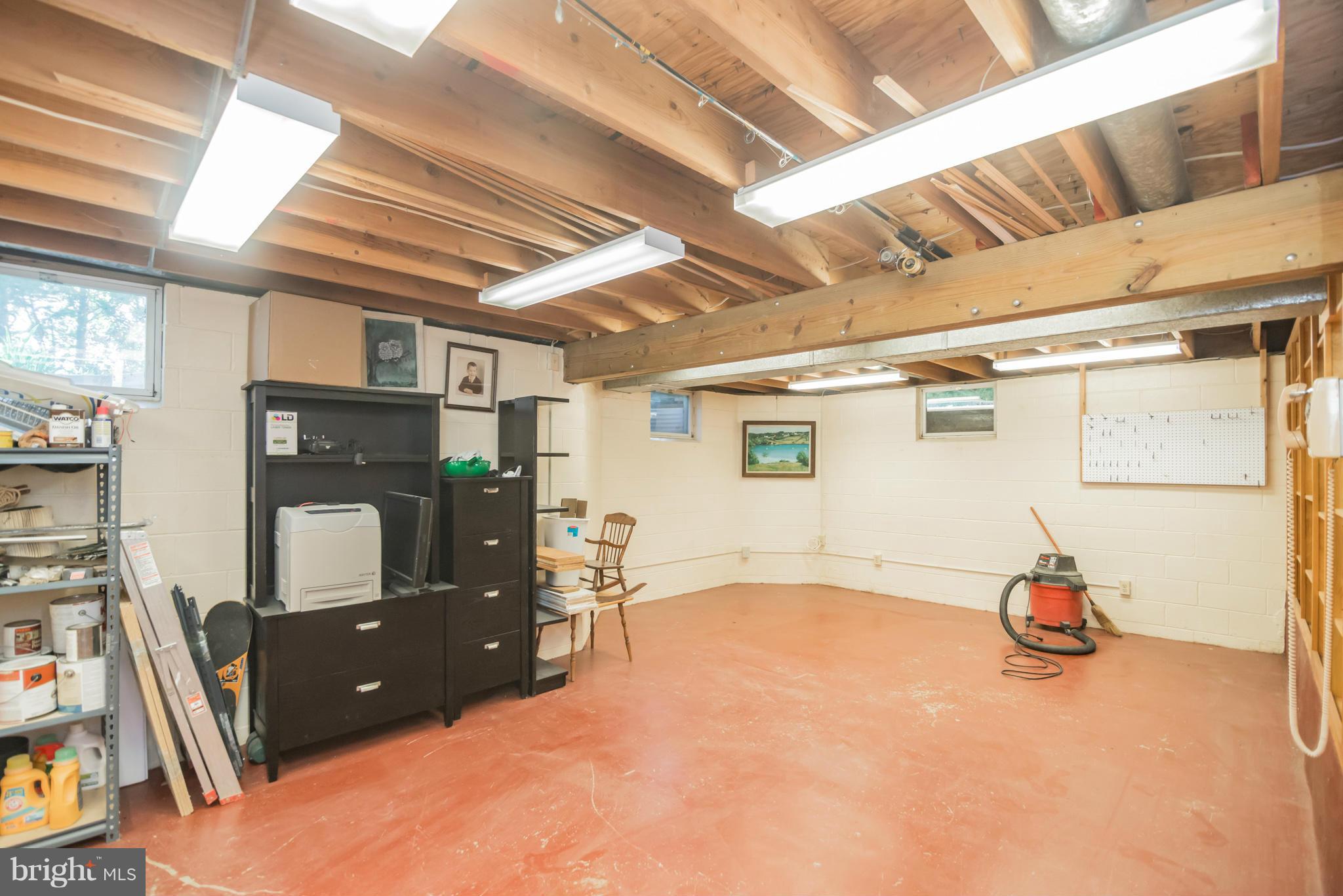 LARCHMONT TERRACE - Residential