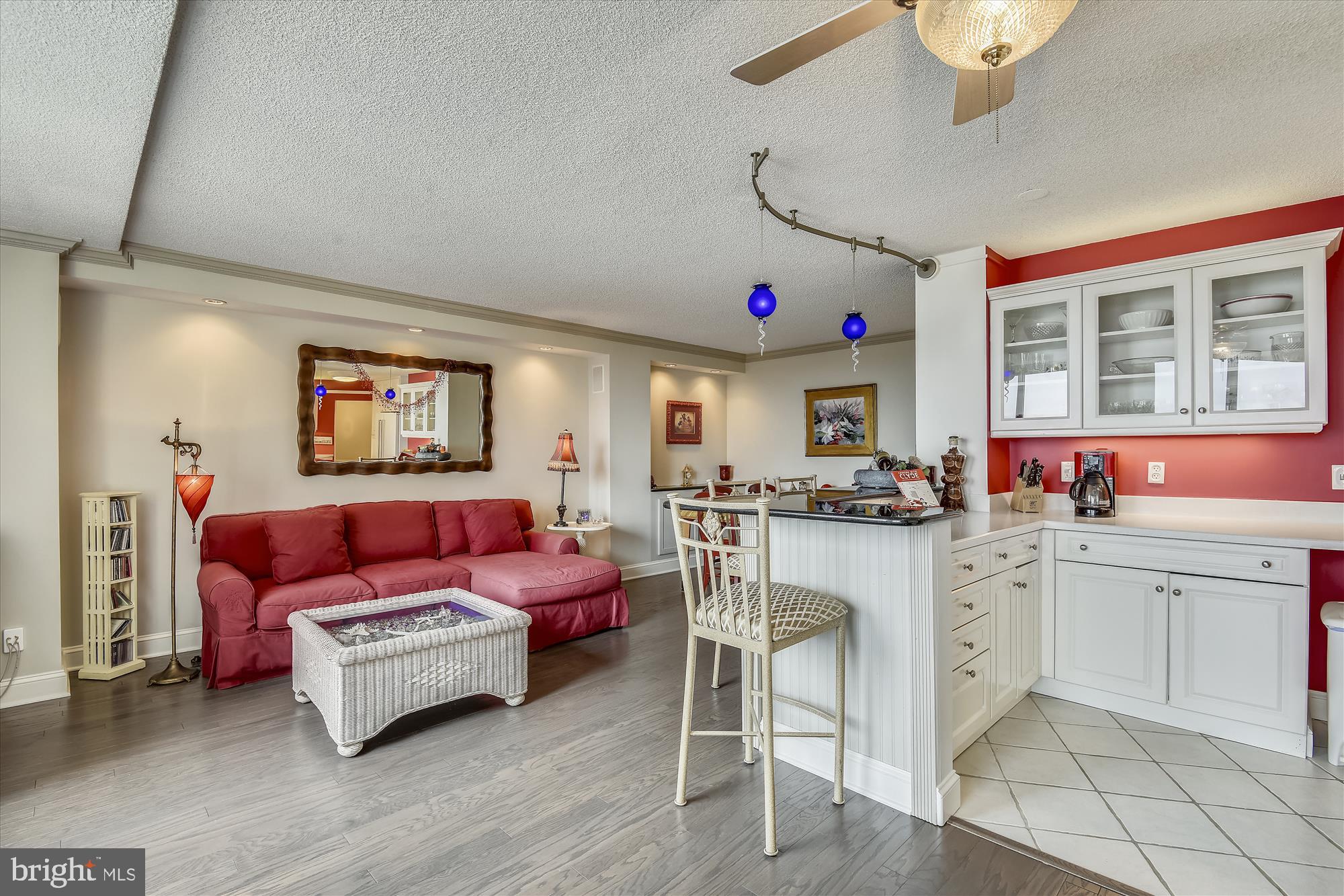 MARINA TOWERS - Residential