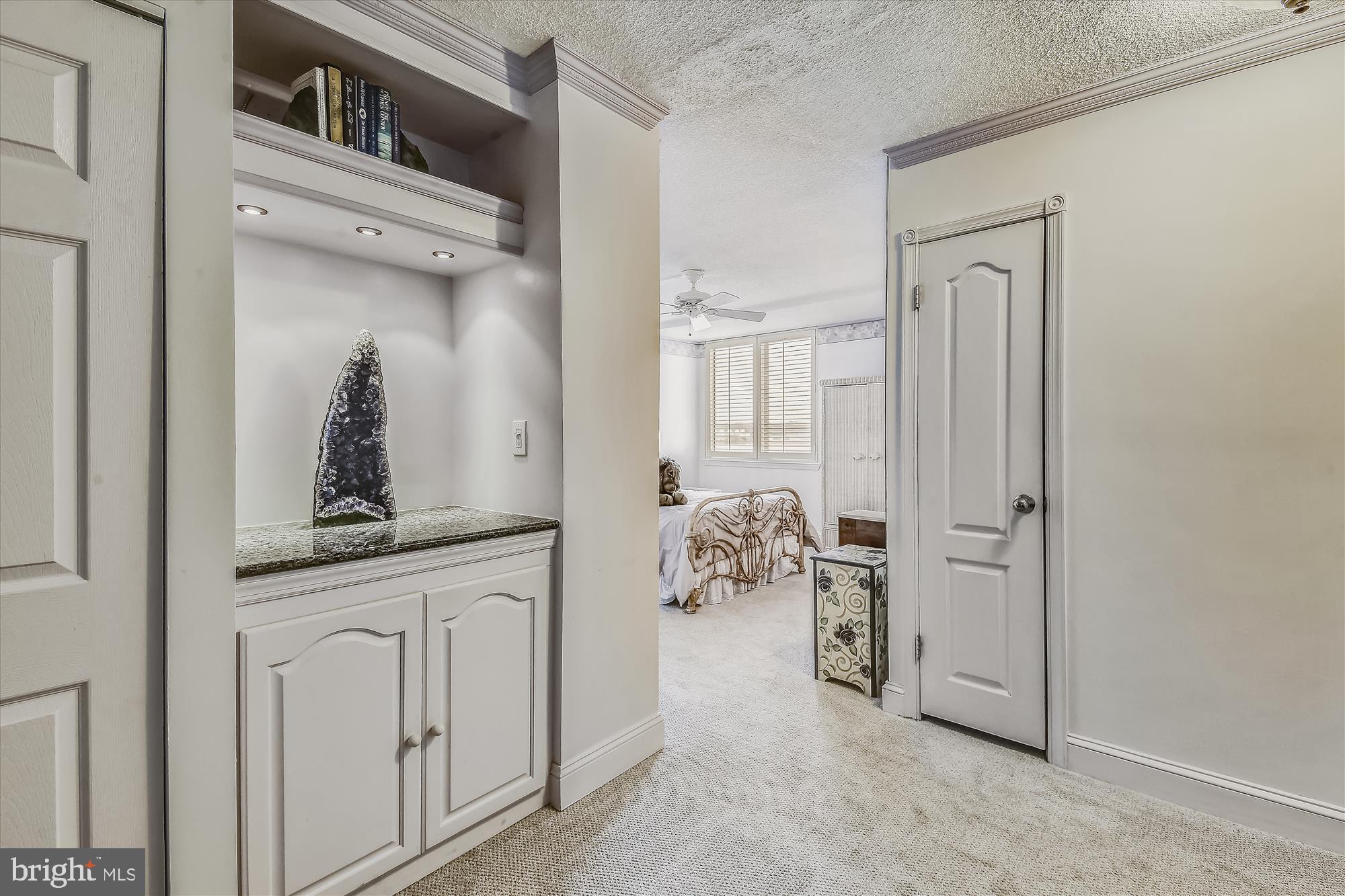 MARINA TOWERS - Residential