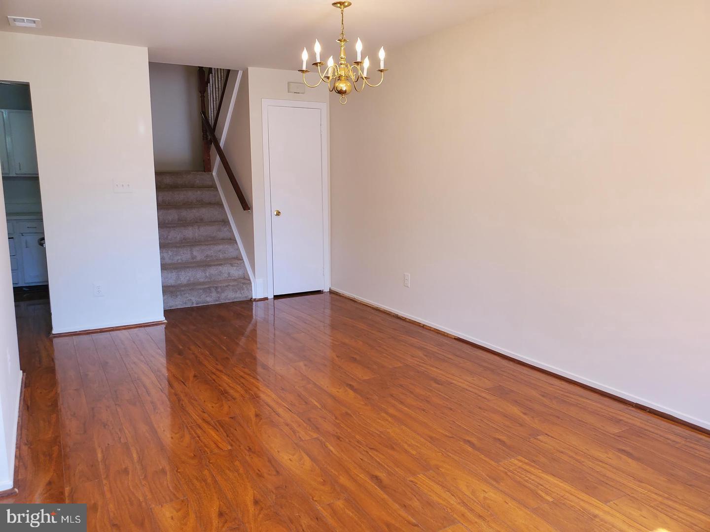 CLUBSIDE - Residential Lease