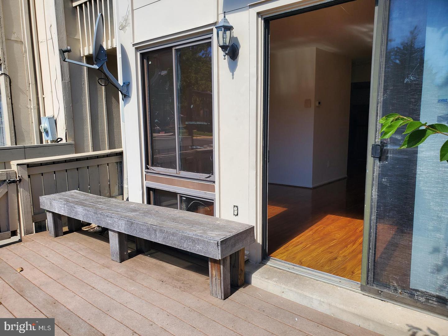 CLUBSIDE - Residential Lease