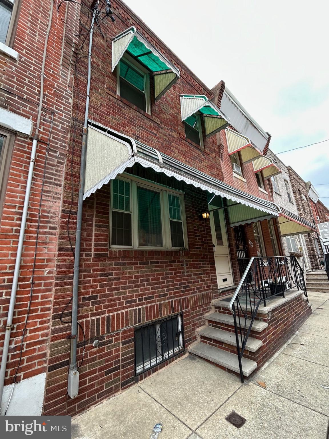 Welcome to this charming three-bedroom, one-bathroom home, located on a highly desirable street in South Philadelphia.The first floor features a spacious living room and dining room combination, offering a comfortable area for entertaining. The eat-in kitchen provides access to the rear yard, making it perfect for outdoor activities. The kitchen is equipped with both upper and lower wood cabinets and a gas cooking range. Access to the full, unfinished basement is from the dining room. The basement includes a washer, gas dryer, an electric hot water tank, and a 200-amp electrical service, offering plenty of space for storage and potential for future updates.The second floor is home to three well-sized bedrooms. The bathroom on this level features a three-piece setup, offering all the essentials for daily living. Electric heat is controlled in each room. This property is conveniently located near public transportation, including the Broad Street Line, offering easy access to Center City, the Sports District, Passyunk Square, and various shopping centers. Commuters will appreciate the easy access to major highways and bridges. property is in need of updating. more pictures a details to follow.