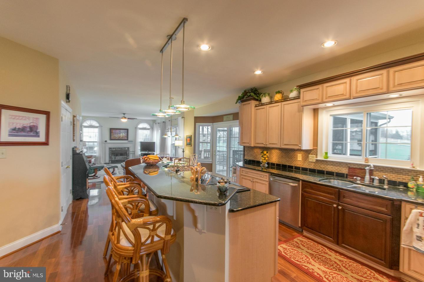 MEADOW BROOK - Residential