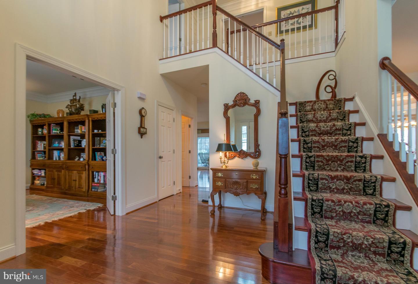 MEADOW BROOK - Residential