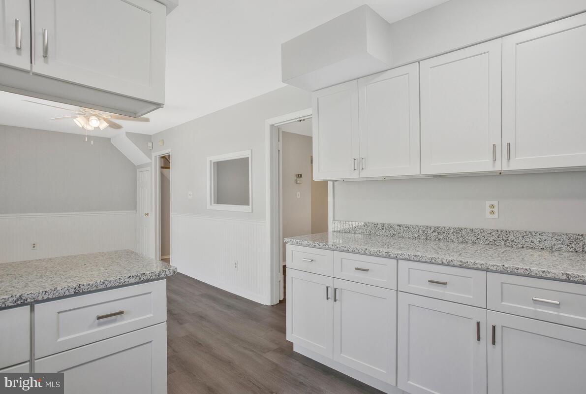 FOXHILL - Residential Lease