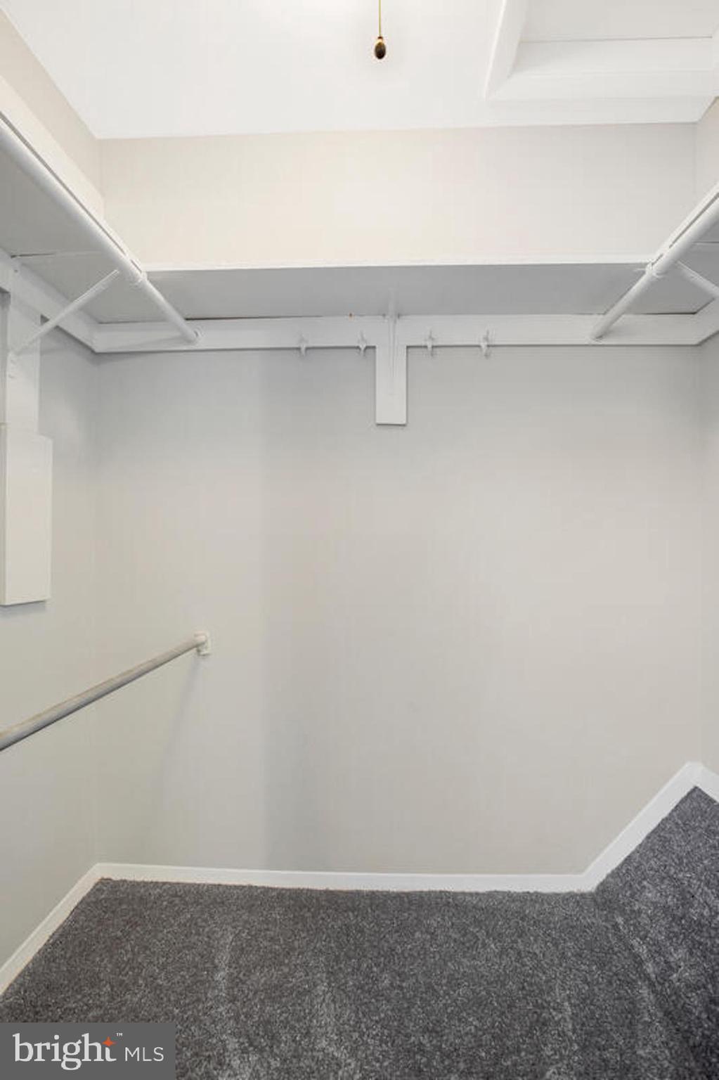 FOXHILL - Residential Lease