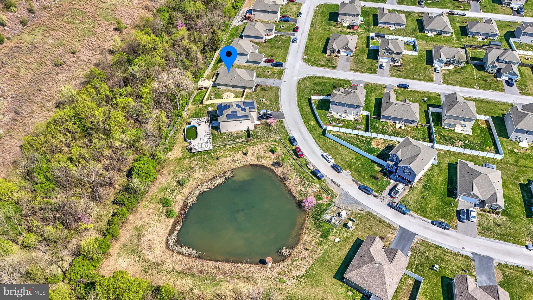 MCGINNIS POINT - Residential