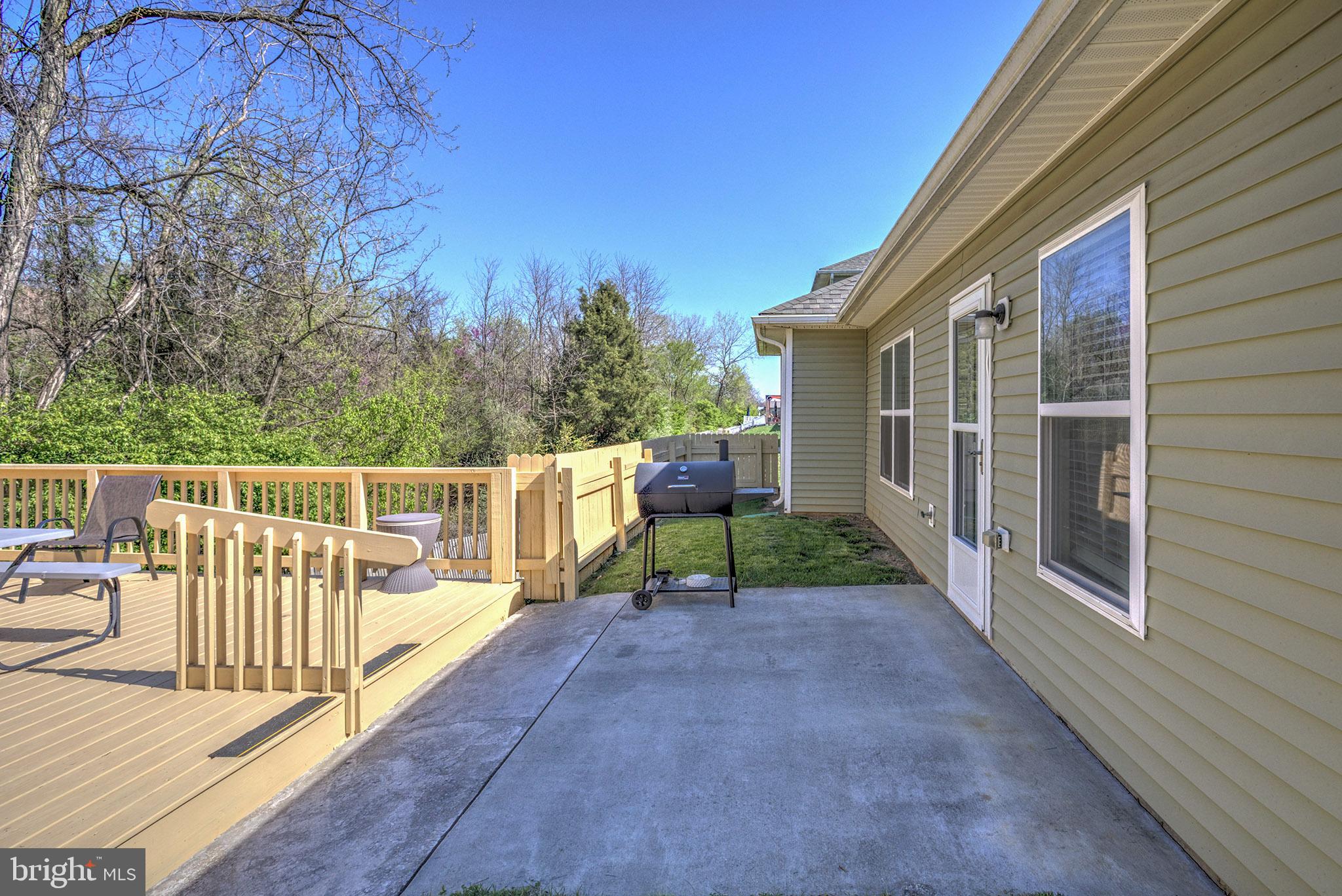 MCGINNIS POINT - Residential