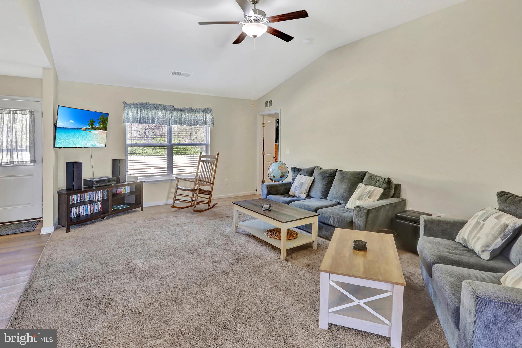 MCGINNIS POINT - Residential